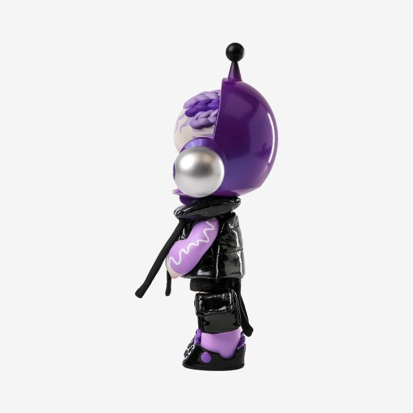 SKULLPANDA OOTD Glaring Figurine - Image 3