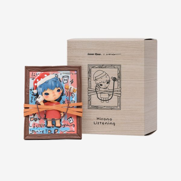 Hirono Listening Figure - Image 2