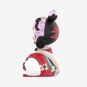 Alternative view of SKULLPANDA The Stocking Surprise Figure