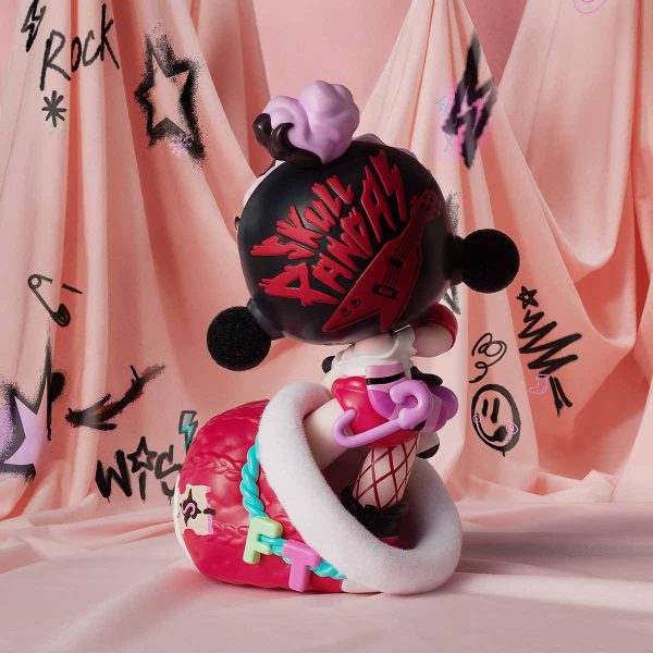 SKULLPANDA The Stocking Surprise Figure - Image 8