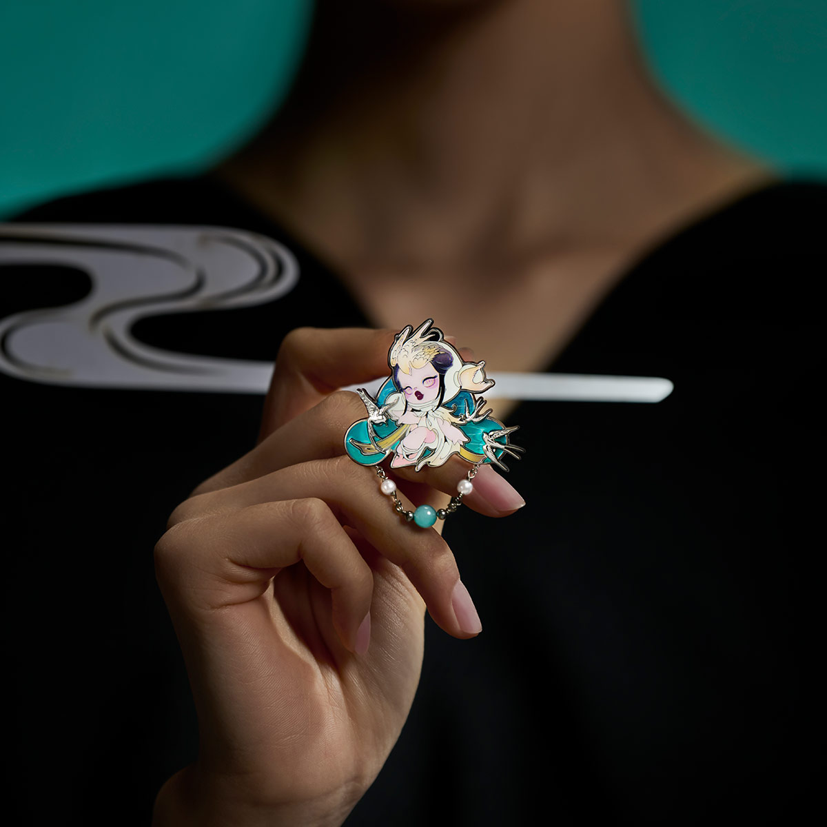 SKULLPANDA The Mirage Series Breastpin - Image 3