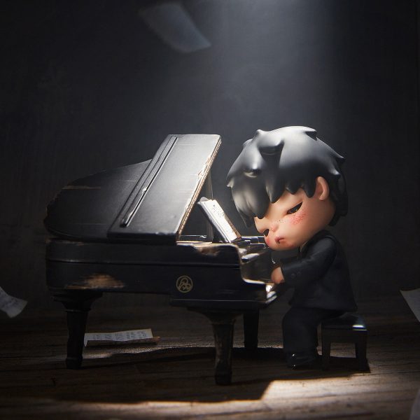 Hirono The Pianist Figure - Image 4