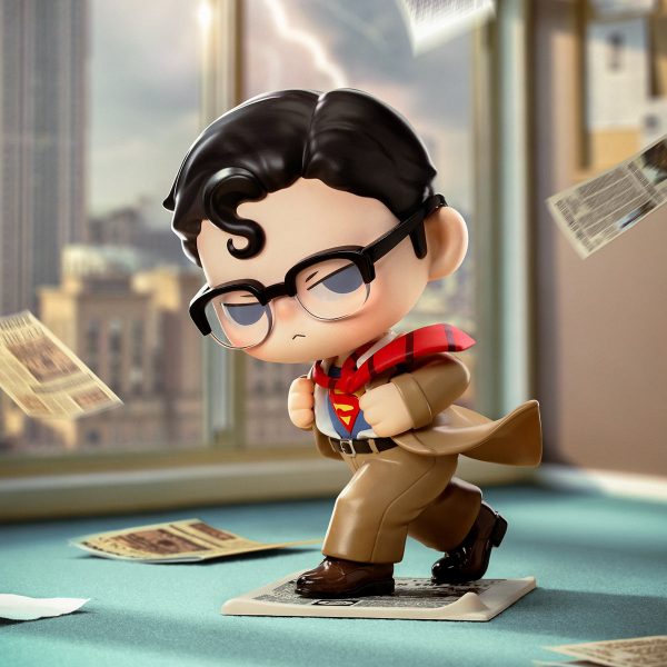 Superman KUBO Figurine - Image 5