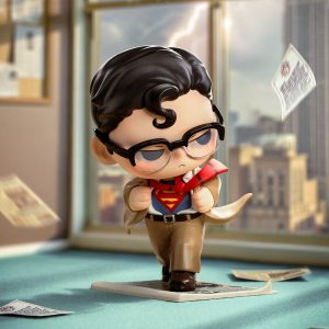 Alternative view of Superman KUBO Figurine