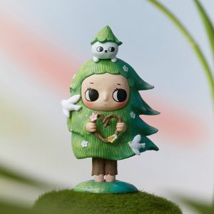 Alternative view of Nyota Love Comes with the Wind Figure