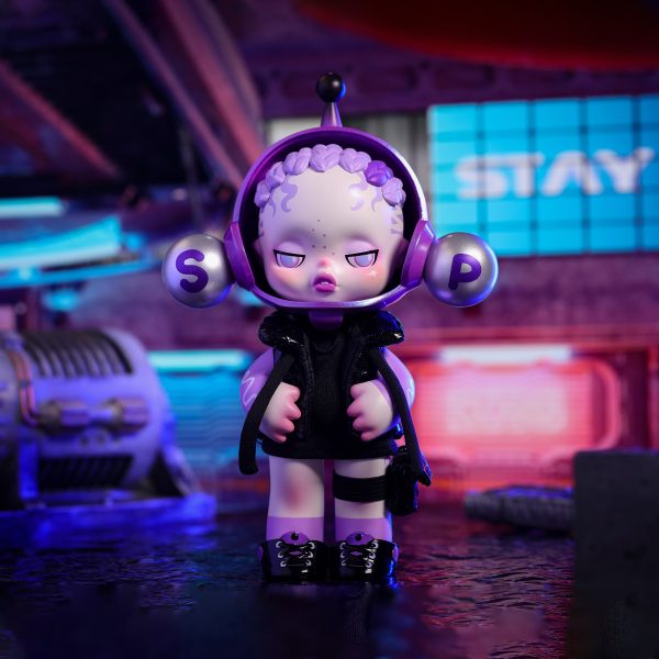 SKULLPANDA OOTD Glaring Figurine - Image 5