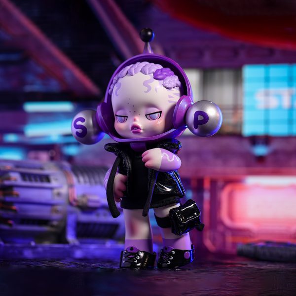 SKULLPANDA OOTD Glaring Figurine - Image 7